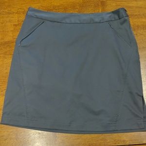 Callaway women's gray golf skort size 8